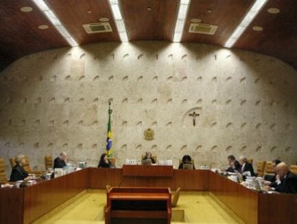 STF decide que Lei da Ficha Limpa vale também para condenados antes de 2010