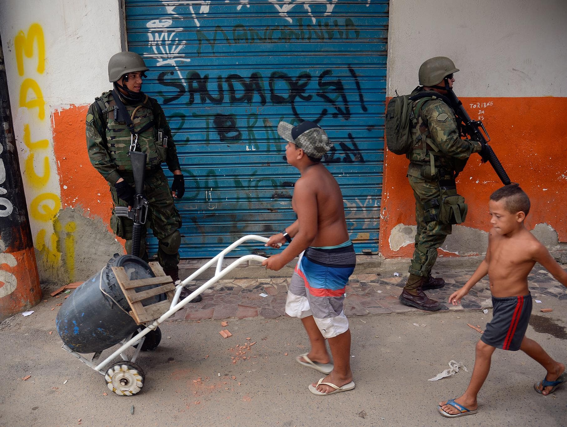 Fórum Brasileiro de Segurança Pública sugere alternativas à intervenção militar no Rio