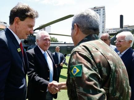 Membros da bancada da bala na Câmara apoiam intervenção no Rio, mas a consideram insuficiente