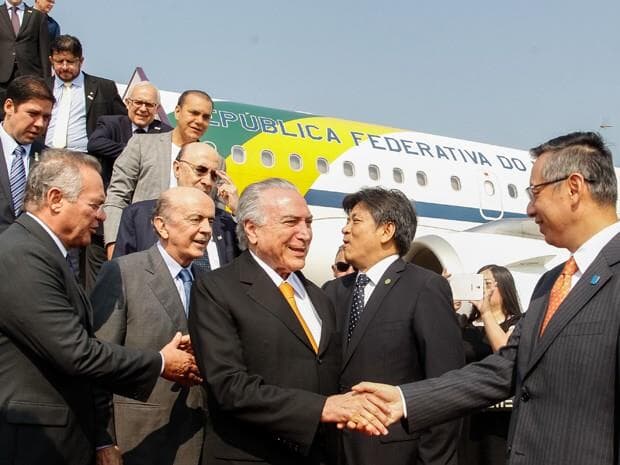 Casa Civil pedirá que Temer vete viagens de integrantes do governo em classe executiva, diz jornal