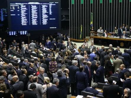 Honestidade de candidatos será prioridade para 72% nas eleições de 2018, aponta pesquisa