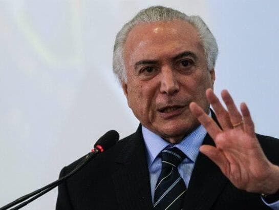 Juiz rejeita pedido de indenização de Temer contra Joesley e manda presidente pagar R$ 60 mil