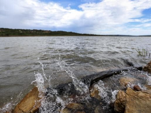 Brasília completa um ano de racionamento de água, sem previsão de volta à normalidade