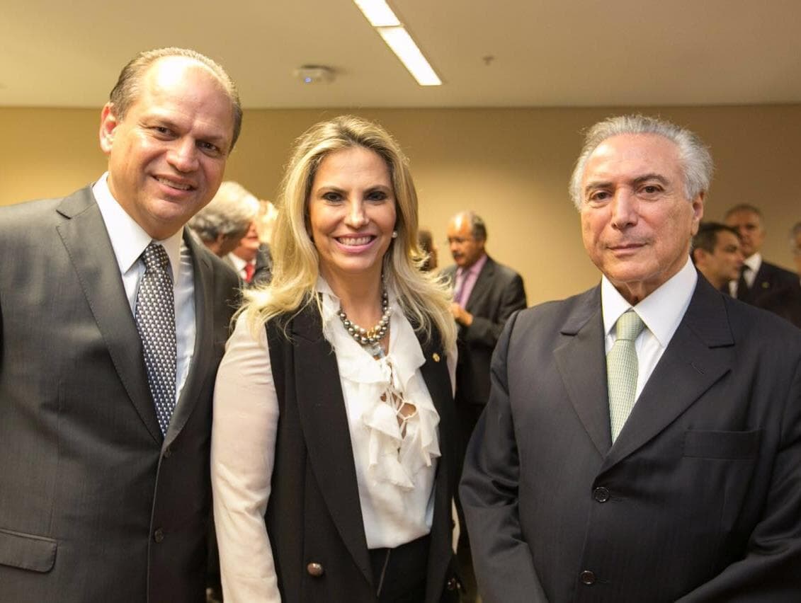 Os ministros de Temer e os seus parentes na política