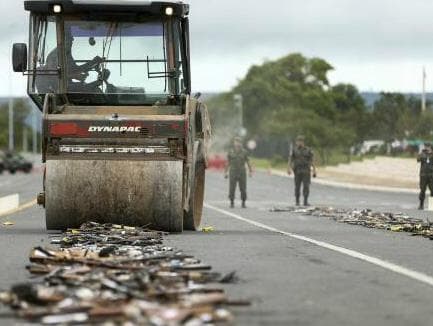 Exército e CNJ destroem cerca de 4 mil armas em Brasília