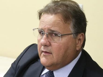 Fachin manda bloquear empreendimentos de Geddel