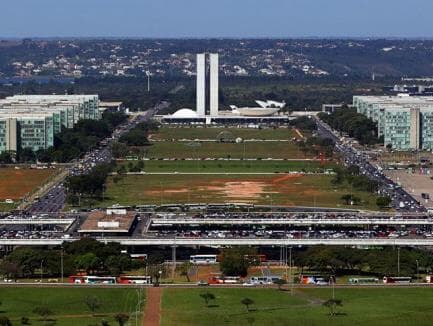 Temer sanciona projetos que concedem R$ 1,2 bilhão a órgãos do governo