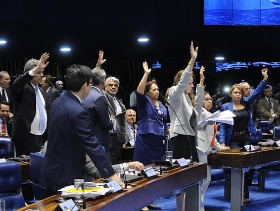 Senado aprova fundo para parcerias público-privadas