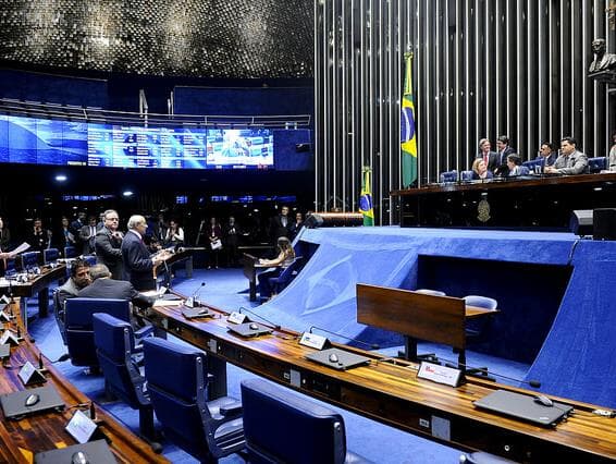 Senadores aprovam aumento de pena para crimes contra o patrimônio no DF