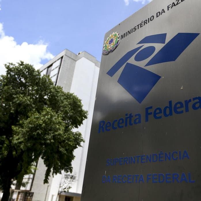 Receita Federal suspende isenção fiscal de líderes religiosos