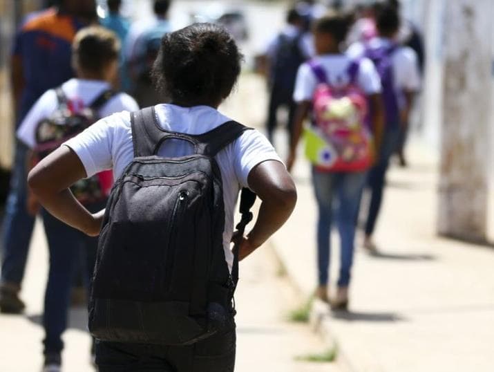 Senado aprova política de segurança e combate à violência nas escolas