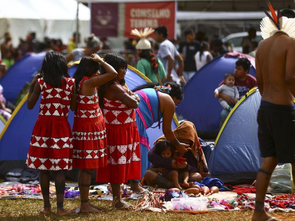 Acampamento Terra Livre pede por demarcação de terra indígenas