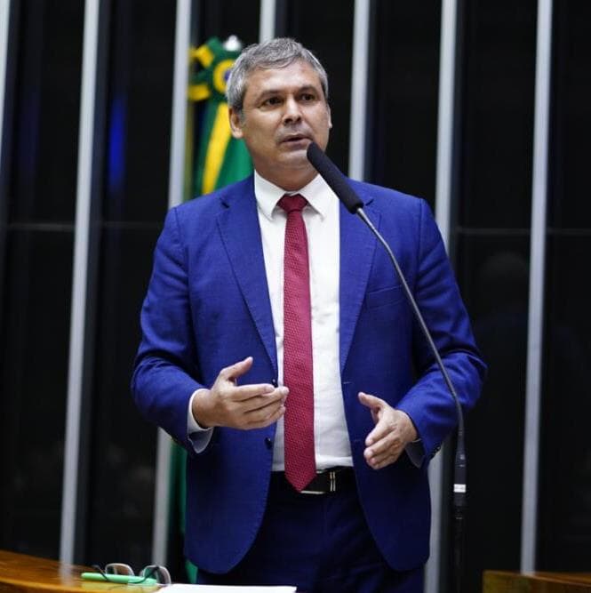 Gonçalves Dias mentiu para Lula sobre gravações, diz Lindbergh