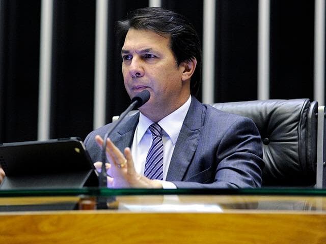 Comissão da Câmara tenta votar reforma administrativa