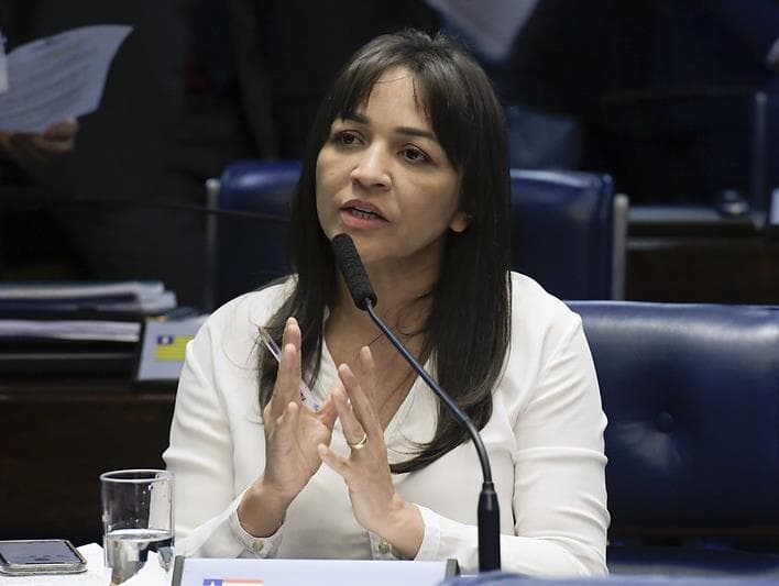 Senadora Eliziane Gama é convidada a participar de reuniões secretas