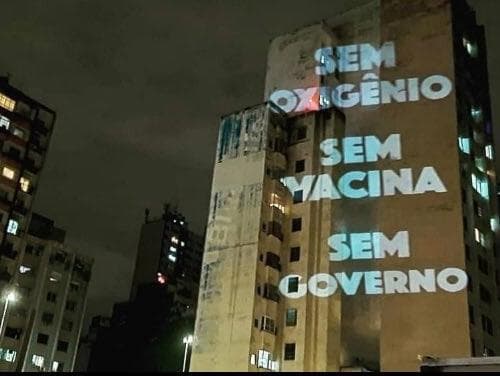 Veja imagens do panelaço contra Bolsonaro