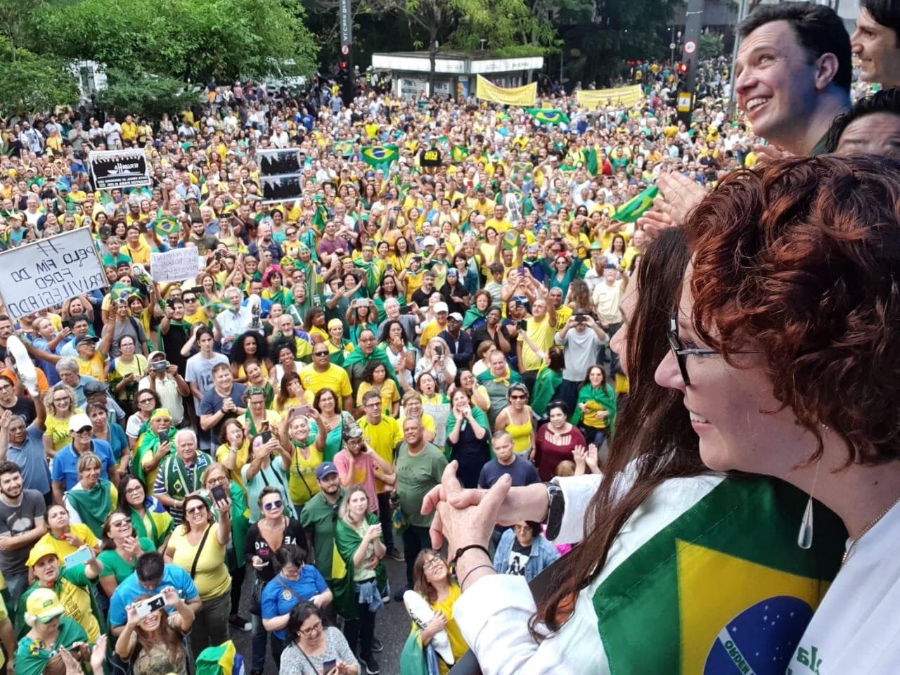 Manifestações contra o STF: Paulista lotada e 80 pessoas em Salvador