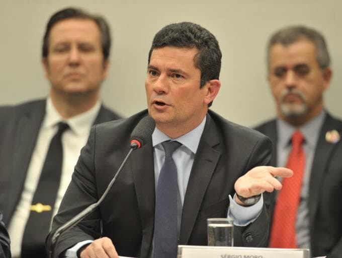 Moro diz que Lula merece ser ignorado: "não respondo criminoso"