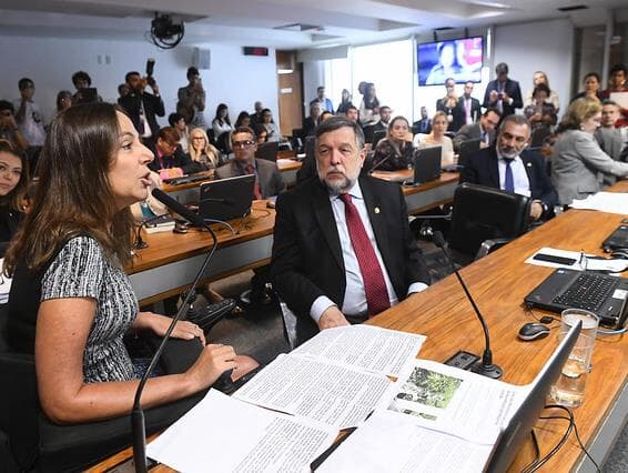 Mara Gabrilli convence senadores a discutir remédios à base de cannabis: "É como tirar a dor com as mãos"