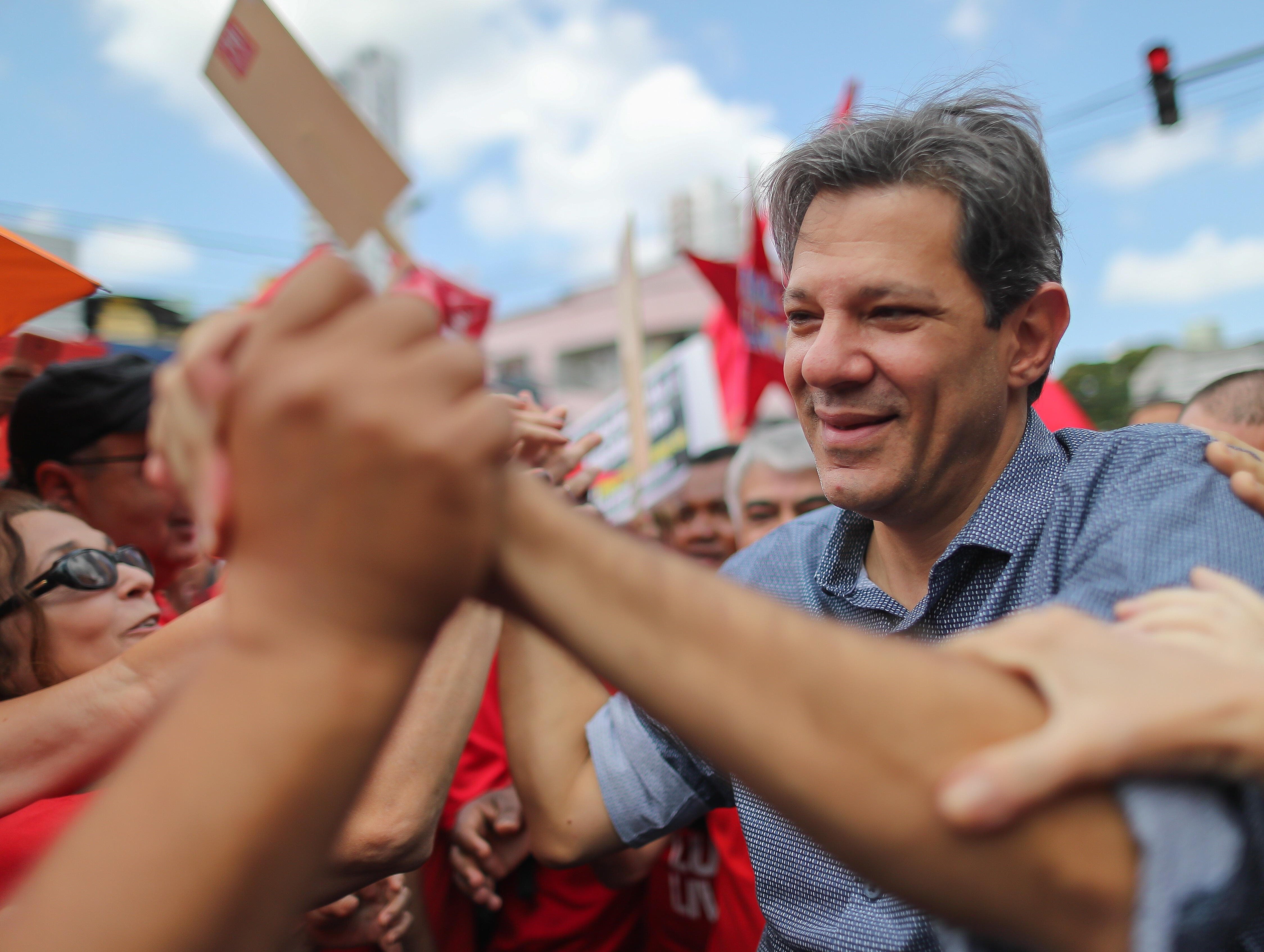 Impeachment de Dilma faz três anos e passa batido em discurso de Haddad