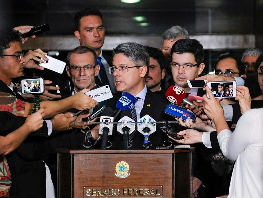 Senadores vão pedir impeachment de Dias Toffoli e Alexandre de Moraes