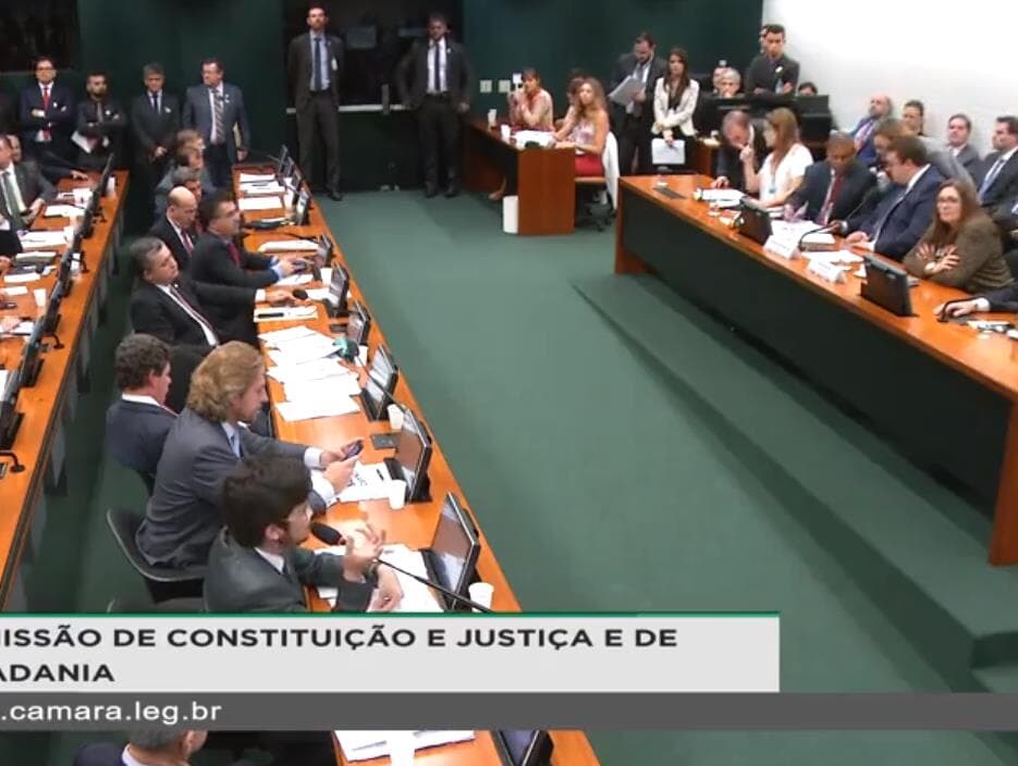 Paulo Guedes irá à CCJ da Câmara na próxima quarta