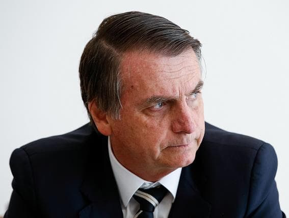 Bolsonaro extingue 21 mil cargos, funções e gratificações e estima economia de R$ 195 milhões