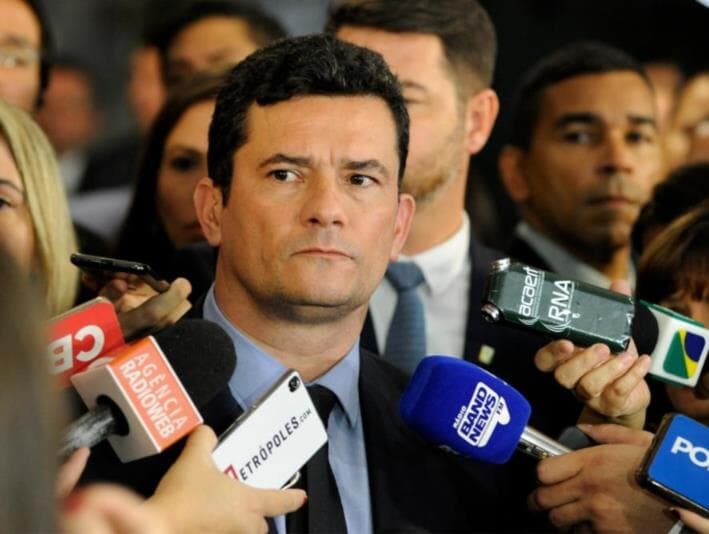 Moro retira caixa dois de pacote anticrime depois de pressão de políticos