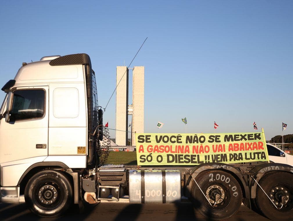 A greve dos caminhoneiros tem mais a ver com o Congresso Nacional do que você imagina