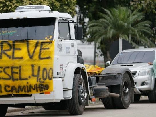 MPF vai investigar empresários e caminhoneiros por "tentar mudar regime" do país