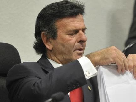 Fux: decisão da Alerj de soltar Picciani e mais dois peemedebistas é "promíscua" e será revista no STF