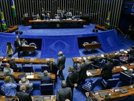 Senado aprova urgência para votar projeto sobre aplicativos de transporte como Uber e Cabify