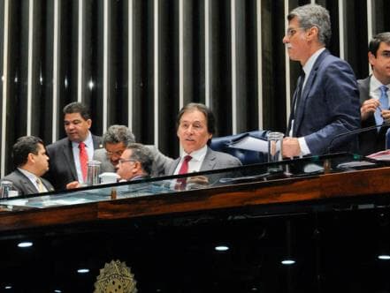 Aprovada em primeiro turno proibição de nomear filiados a partidos para a Justiça Eleitoral