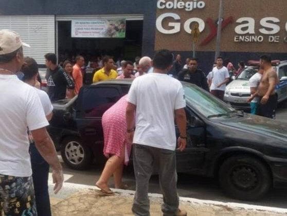 Adolescente dispara tiros em colégio e mata dois colegas em Goiânia