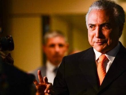 Temer exonera aliados que votaram a favor da denúncia de Janot