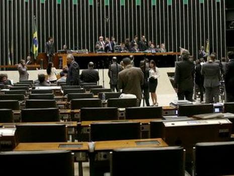 Deputados descartam reforma da Previdência em 2017, aponta pesquisa