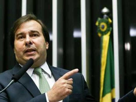 Maia: melhor solução para o país é votar denúncia contra Temer na quarta-feira