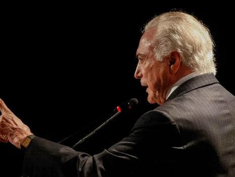 Revista diz ter acessado provas de propina de R$ 22 milhões a Temer; centenas de políticos são acusados