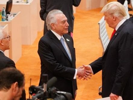 No Twitter, Temer posta foto com Trump e diz que presidente americano elogiou economia brasileira