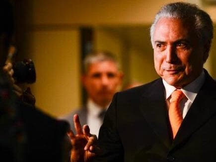 Advogado de Temer entrega defesa contra denúncia da PGR na Câmara nesta quarta-feira