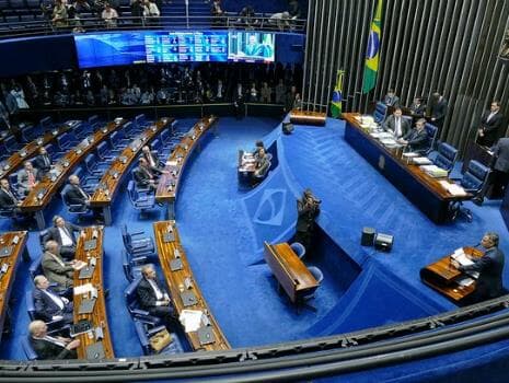 Aécio faz discurso para plenário esvaziado em sua volta ao Senado; veja o vídeo e leia a íntegra