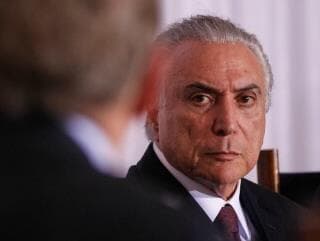 PF apreende recibos de offshore com amigo de Temer em investigação que envolve o presidente