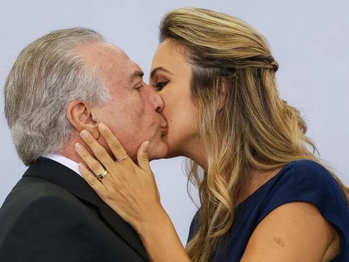 Antes de voar em avião de Joesley, Temer e Marcela fizeram turismo na Bahia com verba pública