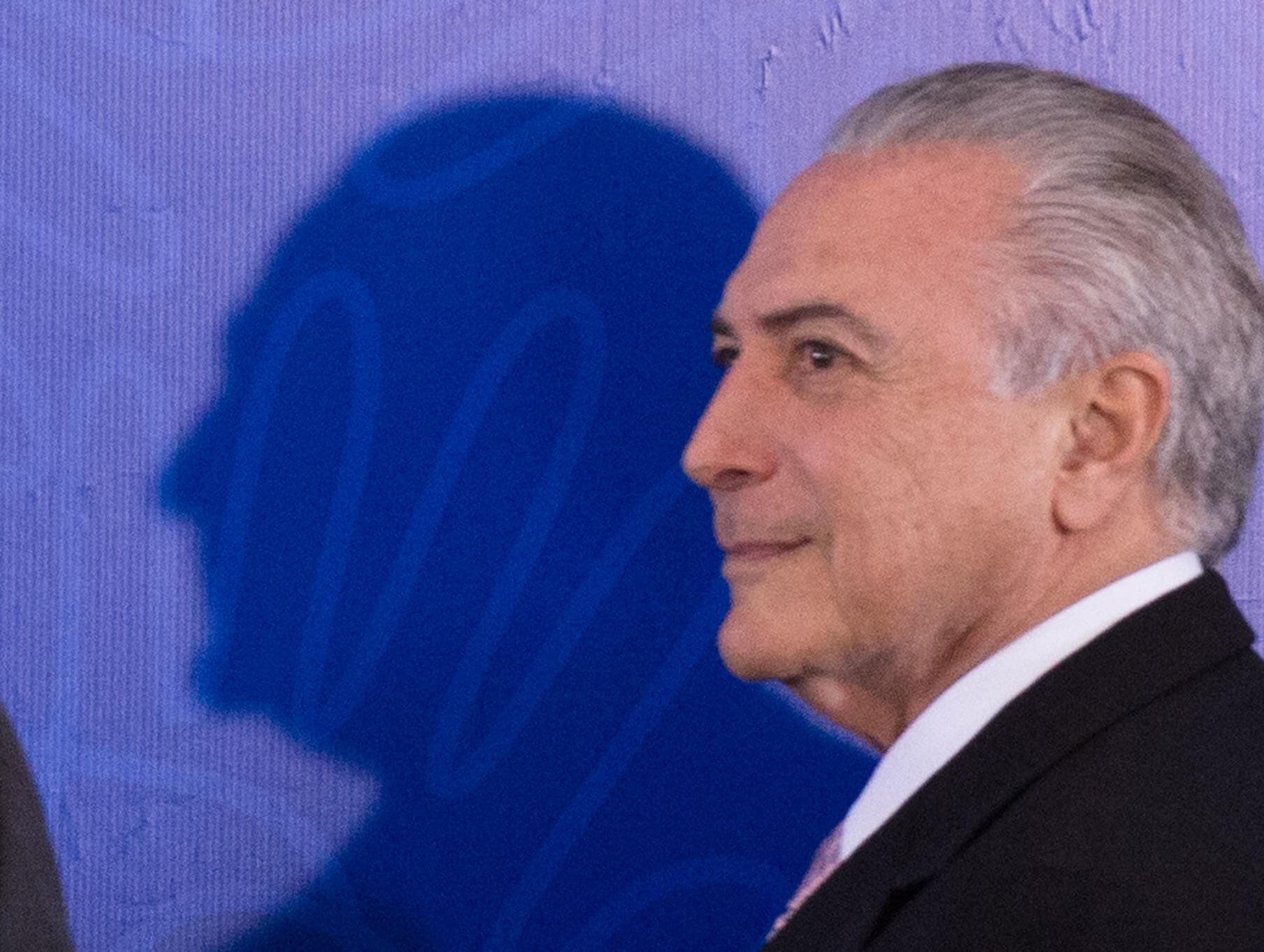 Renúncia amigável de Temer é um dos possíveis desdobramentos da crise