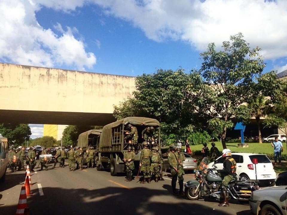 Temer autoriza Forças Armadas em Brasília até 31 de maio