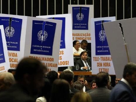 Reforma trabalhista: veja como os deputados votaram, por estado