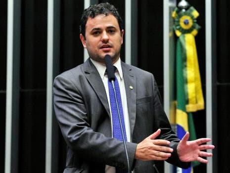 Oposição vai usar "todos os instrumentos" para barrar reforma trabalhista, diz líder do Psol