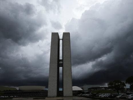 Governo tenta avançar nas reformas previdenciária e trabalhista em meio à ressaca da lista de Fachin