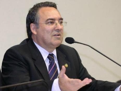 Governador de Santa Catarina recebeu R$ 2 milhões da Odebrecht, dizem delatores; assista aos vídeos