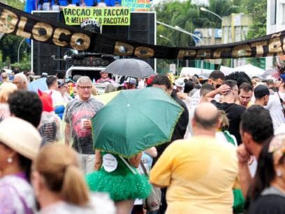 Bloco mais antigo de Brasília, Pacotão critica racionamento de água no DF